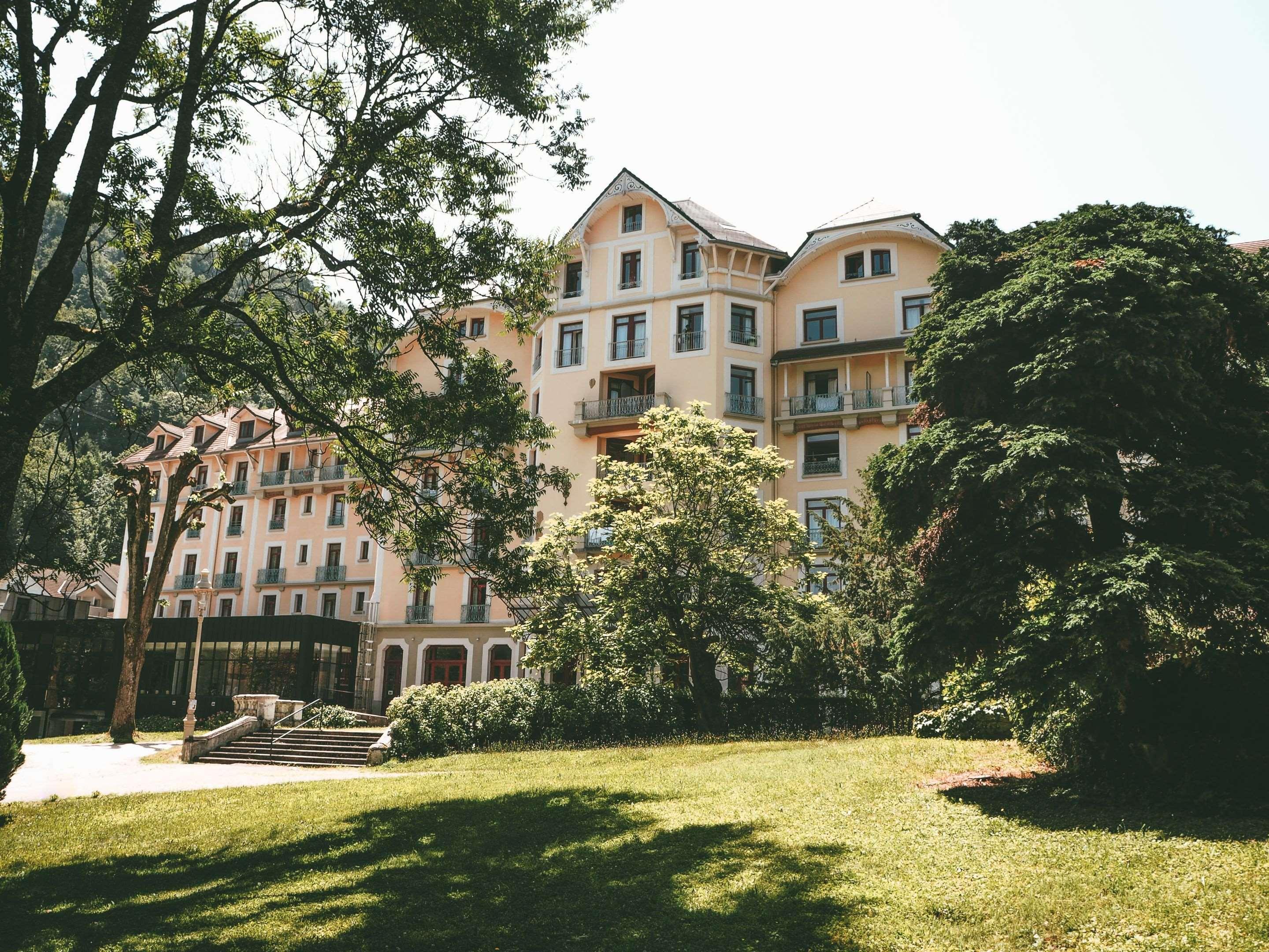 Terres De France - Appart'Hotel Le Splendid Аллевар Екстер'єр фото