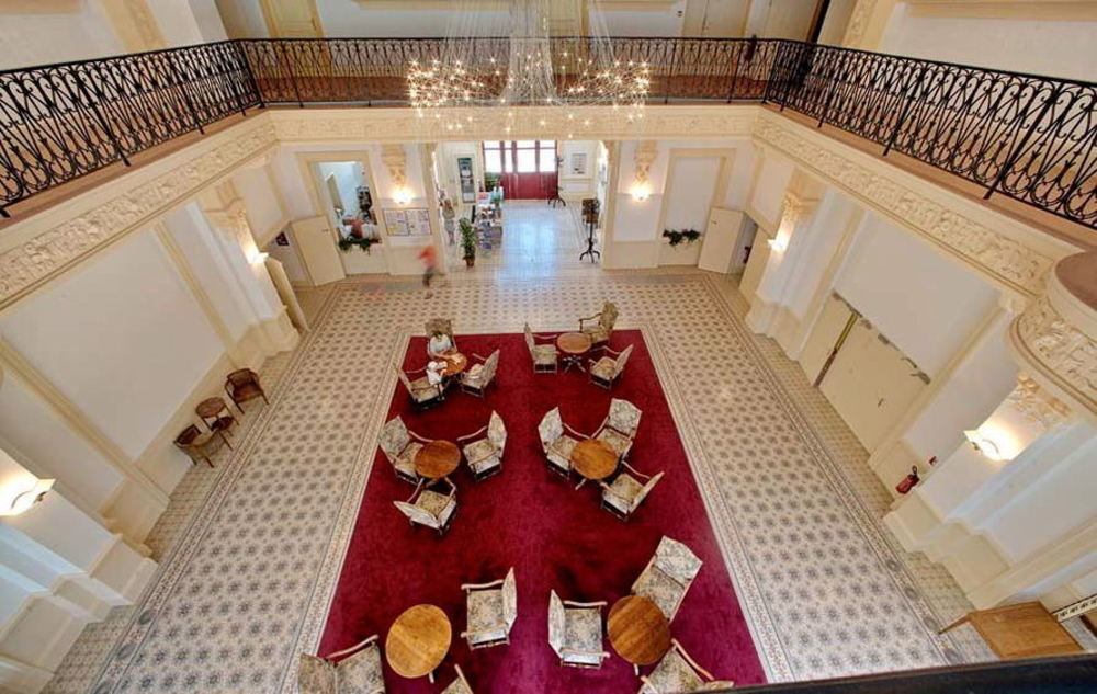 Terres De France - Appart'Hotel Le Splendid Аллевар Екстер'єр фото